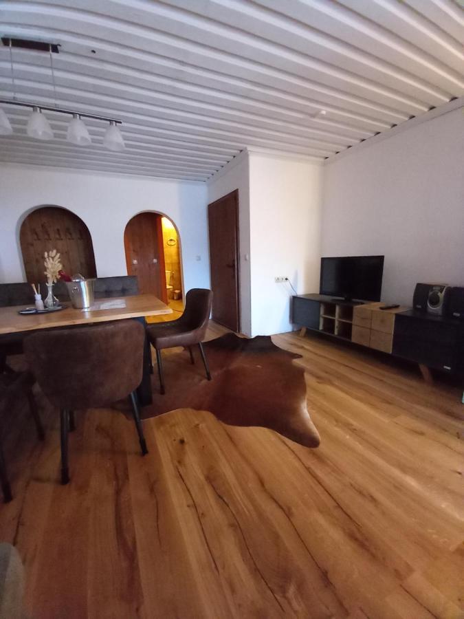 Stille Oase Apartment Panorama 푸슈안데르글로크네르스트라세 외부 사진